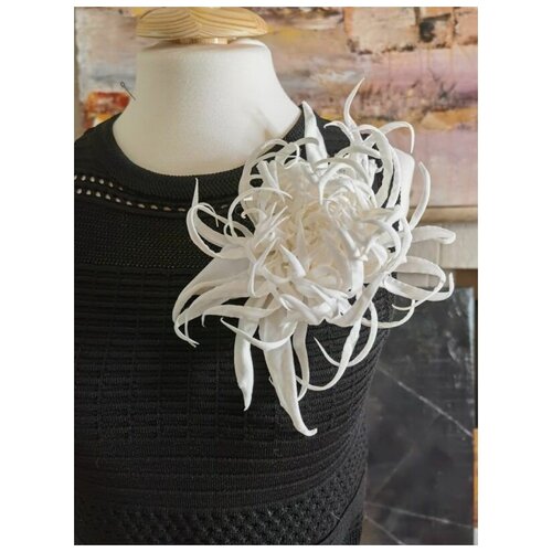 Брошь Svetlana Shtefan, белый