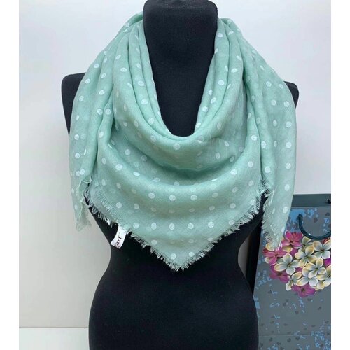 фото Платок ,90х90 см, зеленый нет бренда