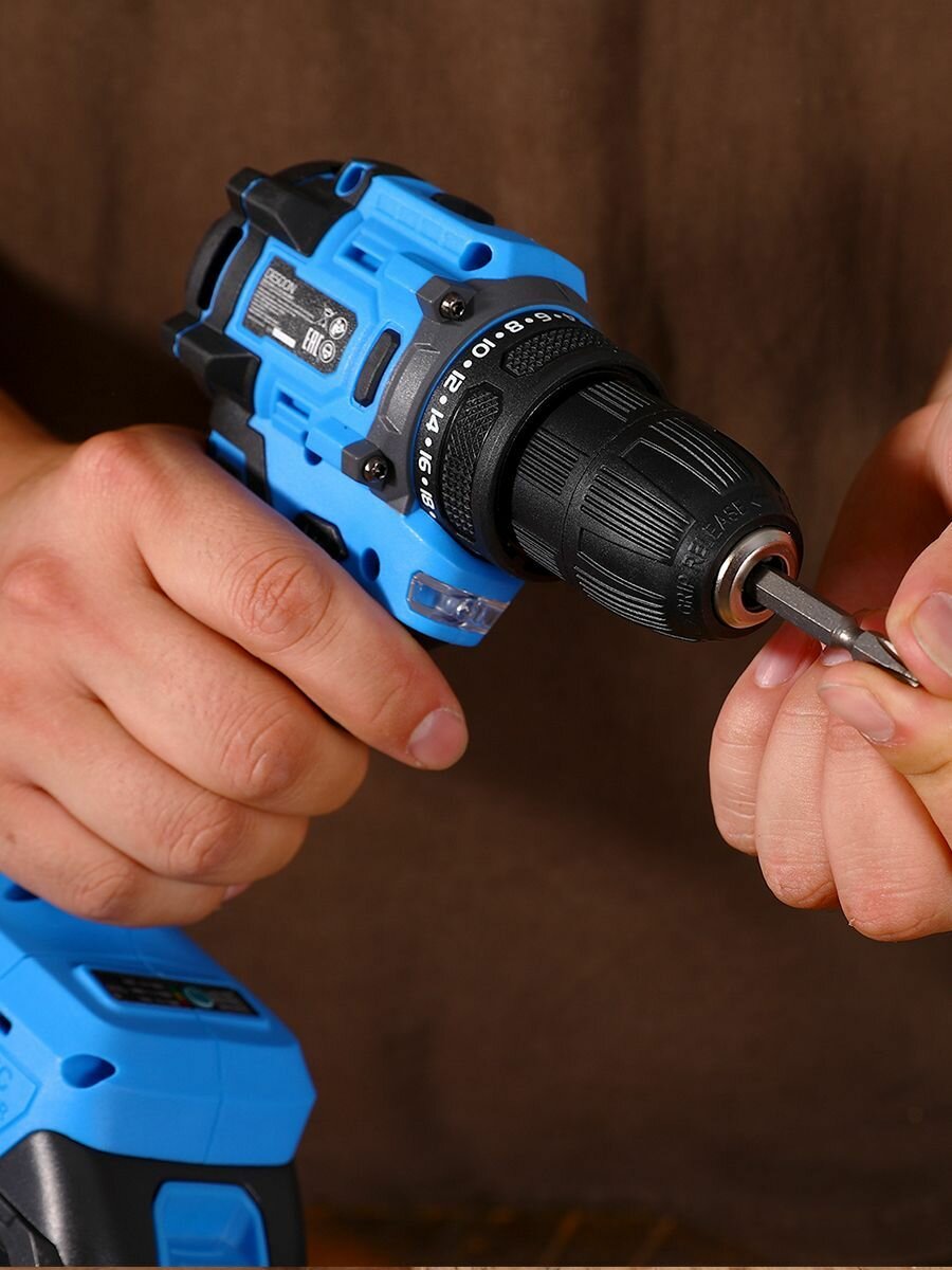 Аккумуляторная дрель-шуруповерт Deko DKCD20FU-Li 063-4454 20В, без АКБ и з/у - фото №6