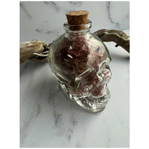 Стеклянная бутылка 