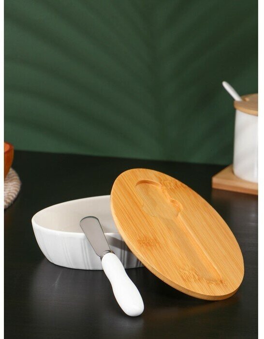 Маслёнка фарфоровая с ножом BellaTenero, 300 мл, цвет белый - фотография № 3