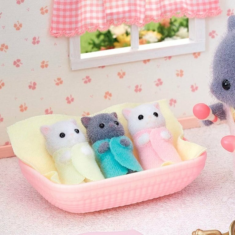 Sylvanian Families Набор "Тройняшки Персидские котята" 5458