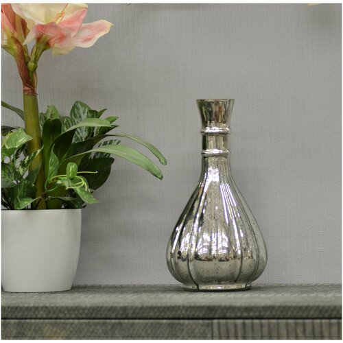 Декоративная ваза