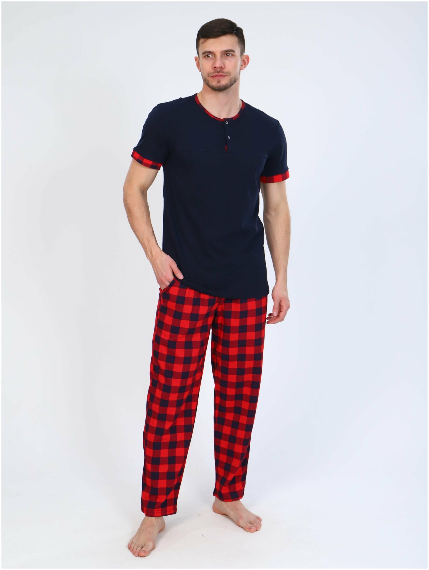 Домашний костюм мужской для дома Современная пижама мужская Комплект одежды домашний повседневный, футболка и брюки красный - фотография № 3