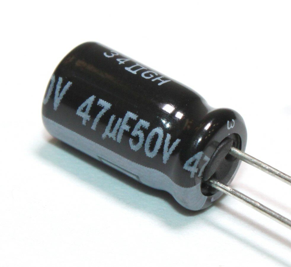 ECAP 47 мкФ / 50 В 6.3x11 (EEUFR1H470) 5000 ч, Конденсатор электролитический, PAN, (аналог К50-35)