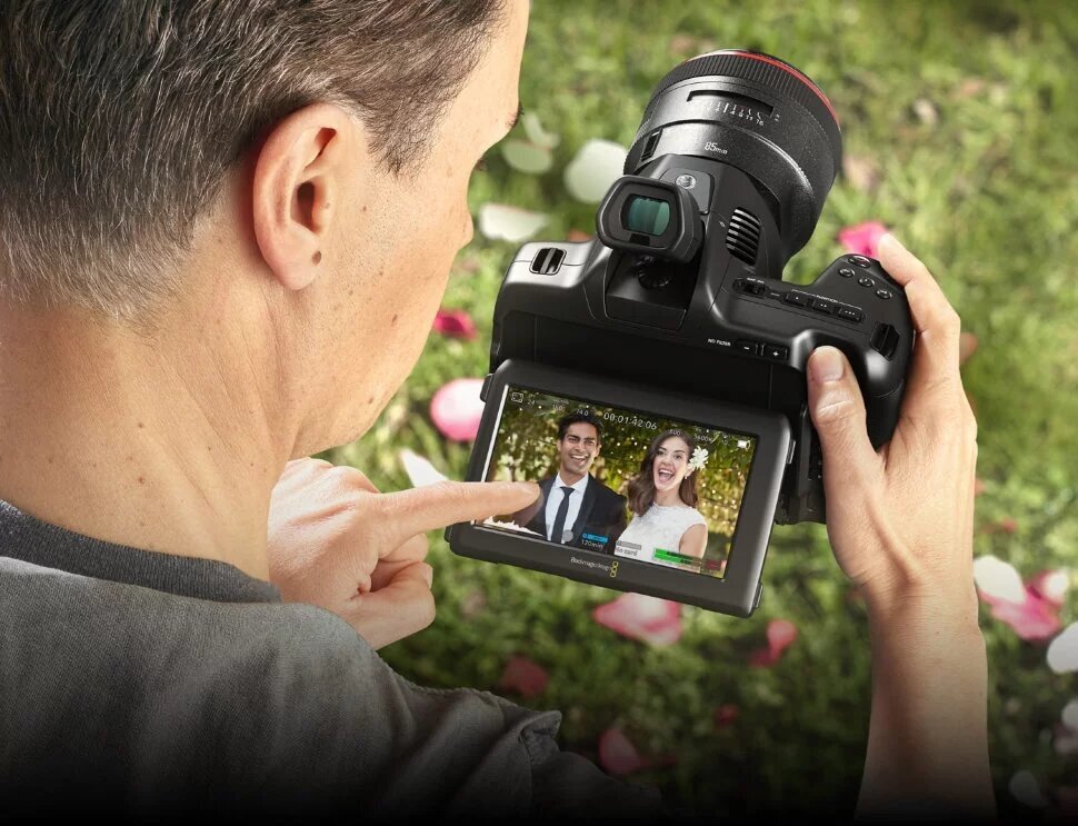 Видеокамера Blackmagic Design Pocket Cinema Camera 6K Pro черный - фото №8