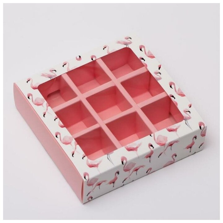 Коробка под 9 конфет с обечайкой "Фламинго" с окном 14,5 х 14,5 х 3,5 см (2 штуки)