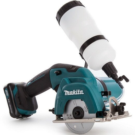 Аккумуляторная дисковая пила MAKITA CC301DWAE