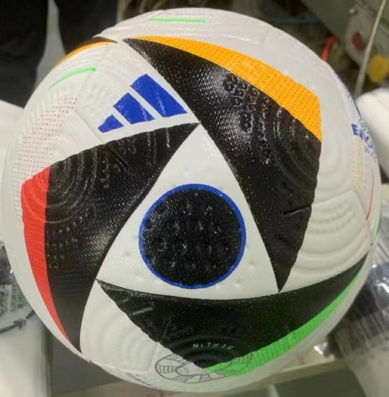 Мяч футбольный Adidas Replica Pro, 5 размер, 5 слоев, 450 г, CX-0111