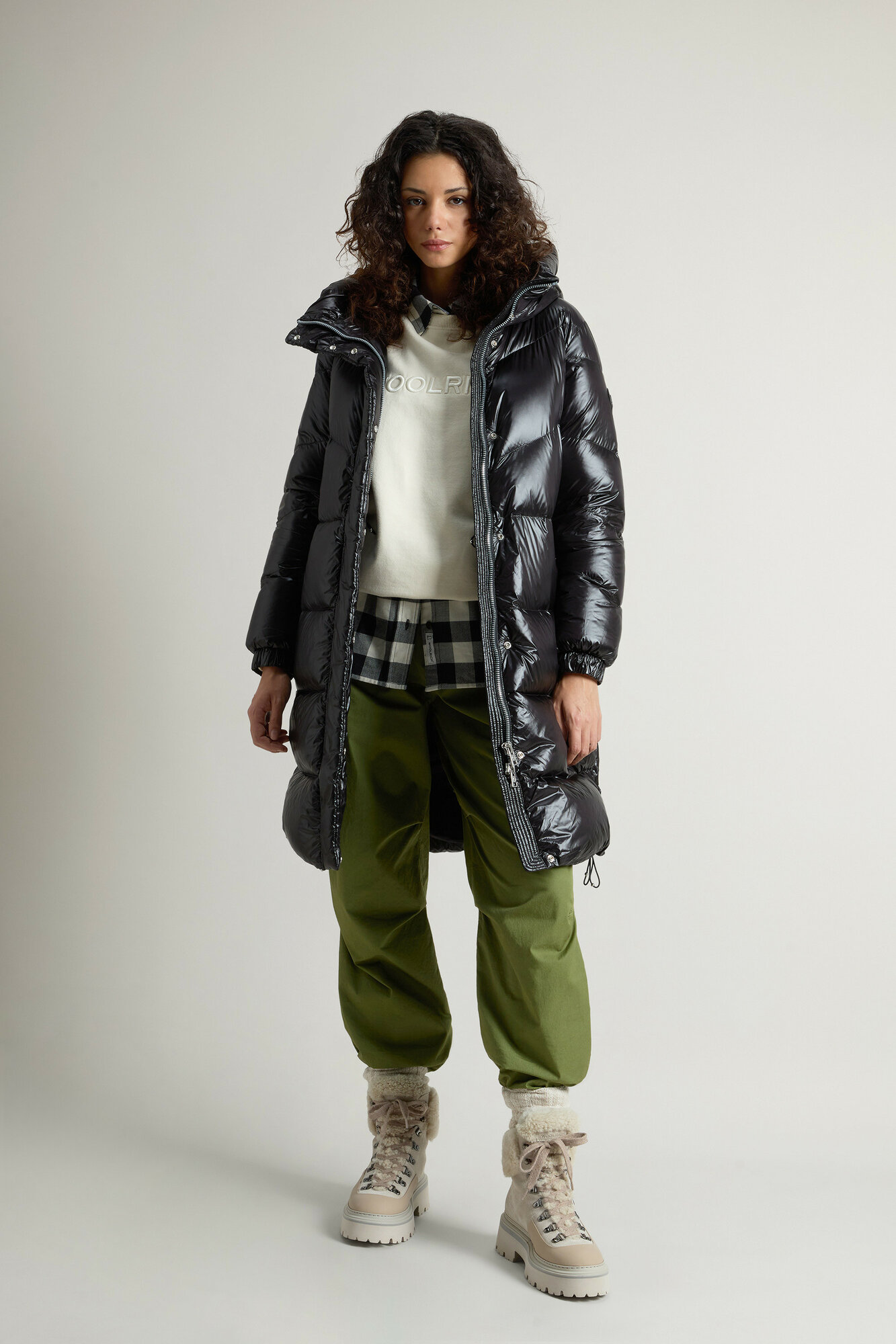 Пуховик Woolrich, размер L, черный