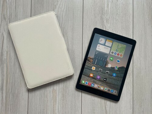 Изображение товара Планшет Apple iPad 5 2017 9.7 дюймов 32 Gb Wi-Fi A 1822 Ростест