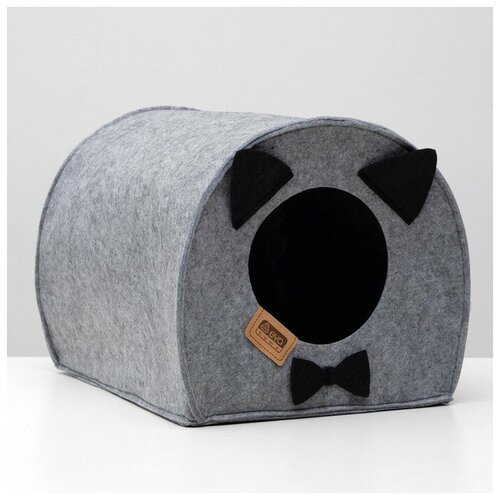 Домик для животных из войлока Будка Джентельмена 33 х 33 х 45 см 915₽