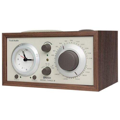 Радиоприемник с часами Tivoli Model Three BT Цвет: Бежевый/Орех [Classic Walnut] .