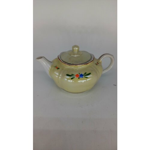Винтажный заварочный маленький чайник из фарфора. СССР
