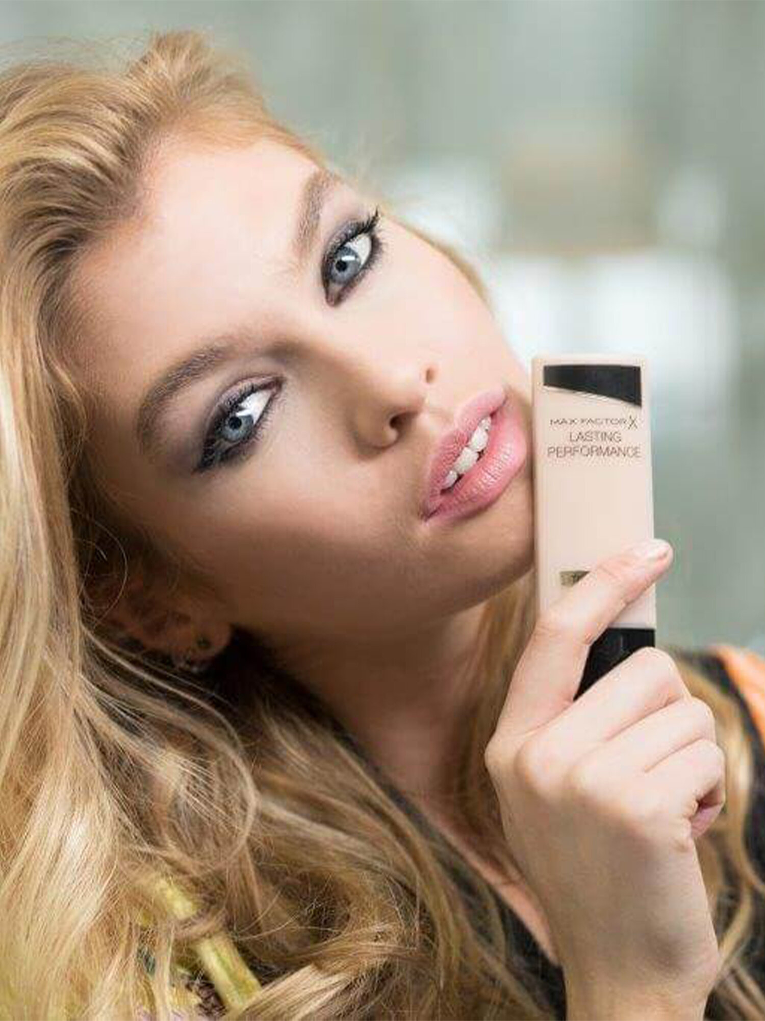 Max Factor Тональный крем Lasting Performance, 35 мл/35 г, оттенок: 102 Pastelle, 1 шт. — фото 1