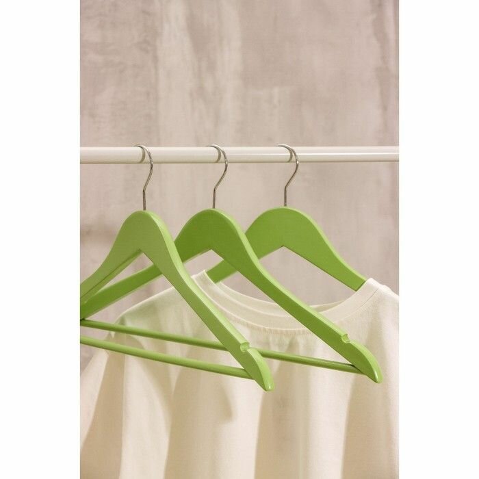 Вешалка-плечики деревянная для одежды "Тэри", 3 шт, 44,5х23х1,2 см, цвет зелёный - фотография № 12