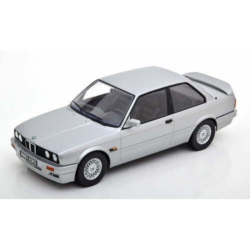 BMW 325I E30 with m-paket 2 1988 silver