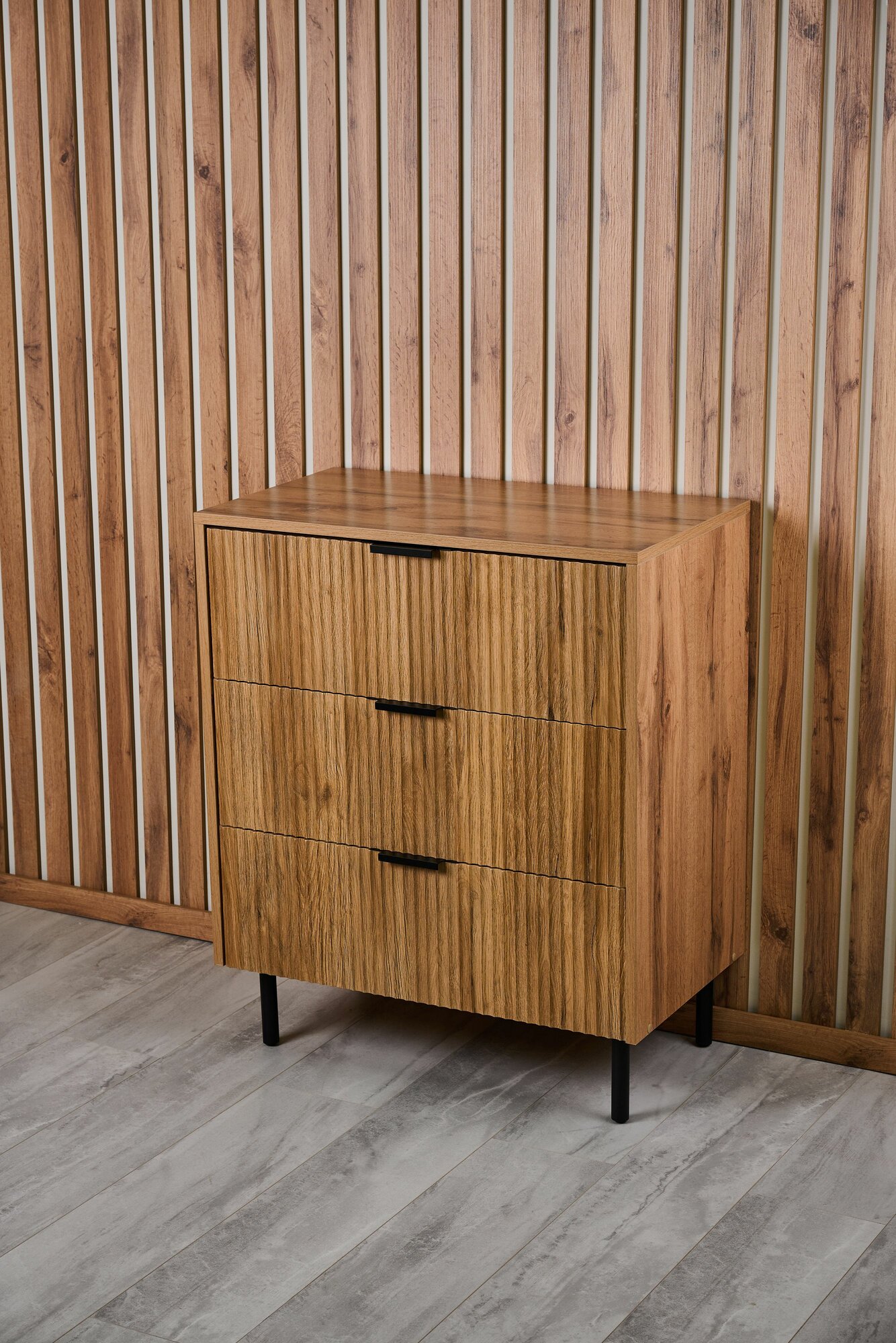 Комод с 3мя ящиками 700х847х393