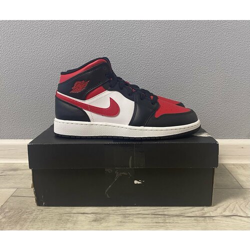 Кроссовки Jordan JORDAN 1 MID Alternate Bred Toe GS, полнота 10, размер 7Y, красный, черный