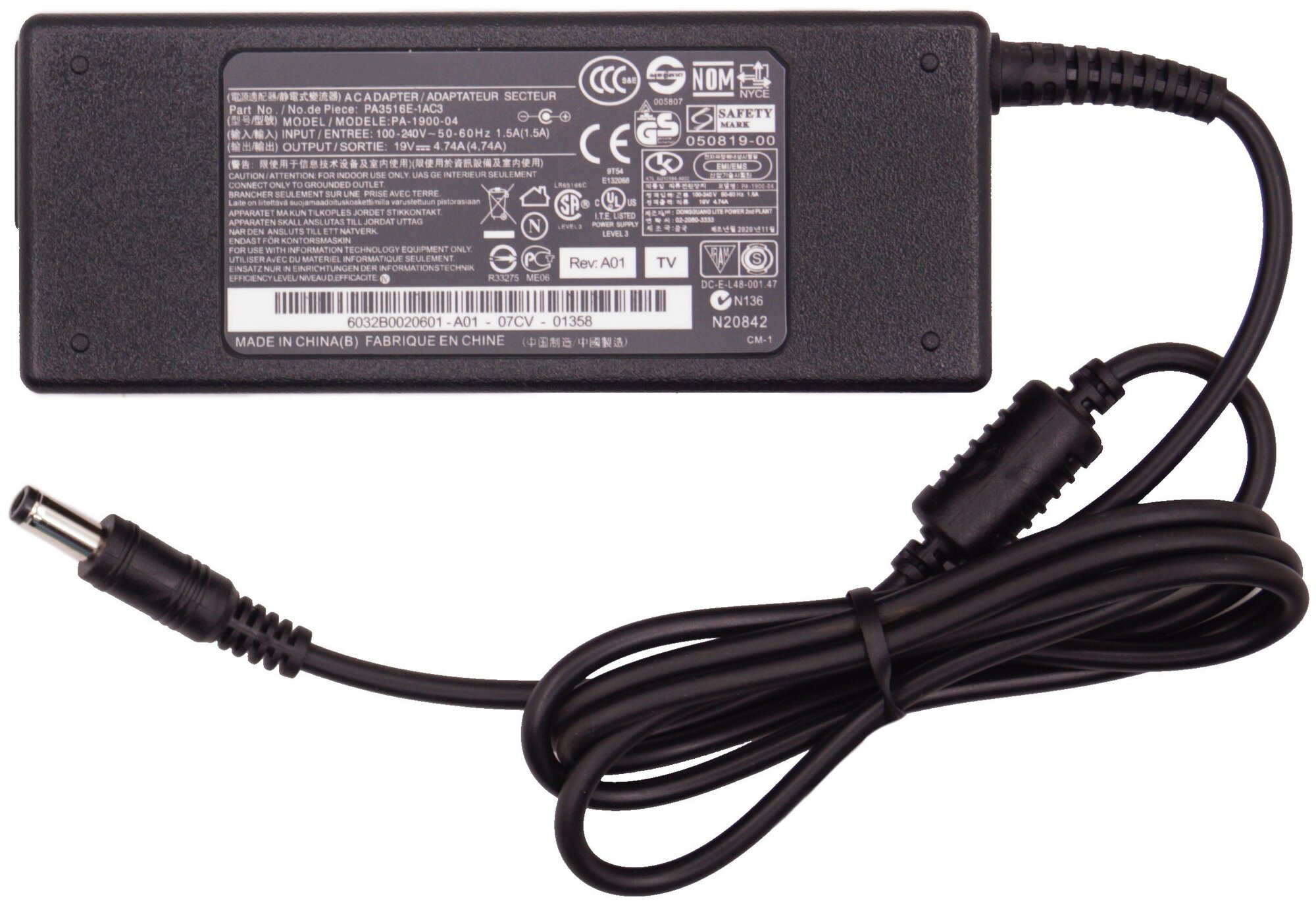 Блок питания для Toshiba 19V 4.74A 90W / PA-1900-04 / PA-1900-32 / PA-1900-24 / PA3516E-1AC3 / Satellite A300 / C660 / C850 / L650 / L655 /C650/ L500