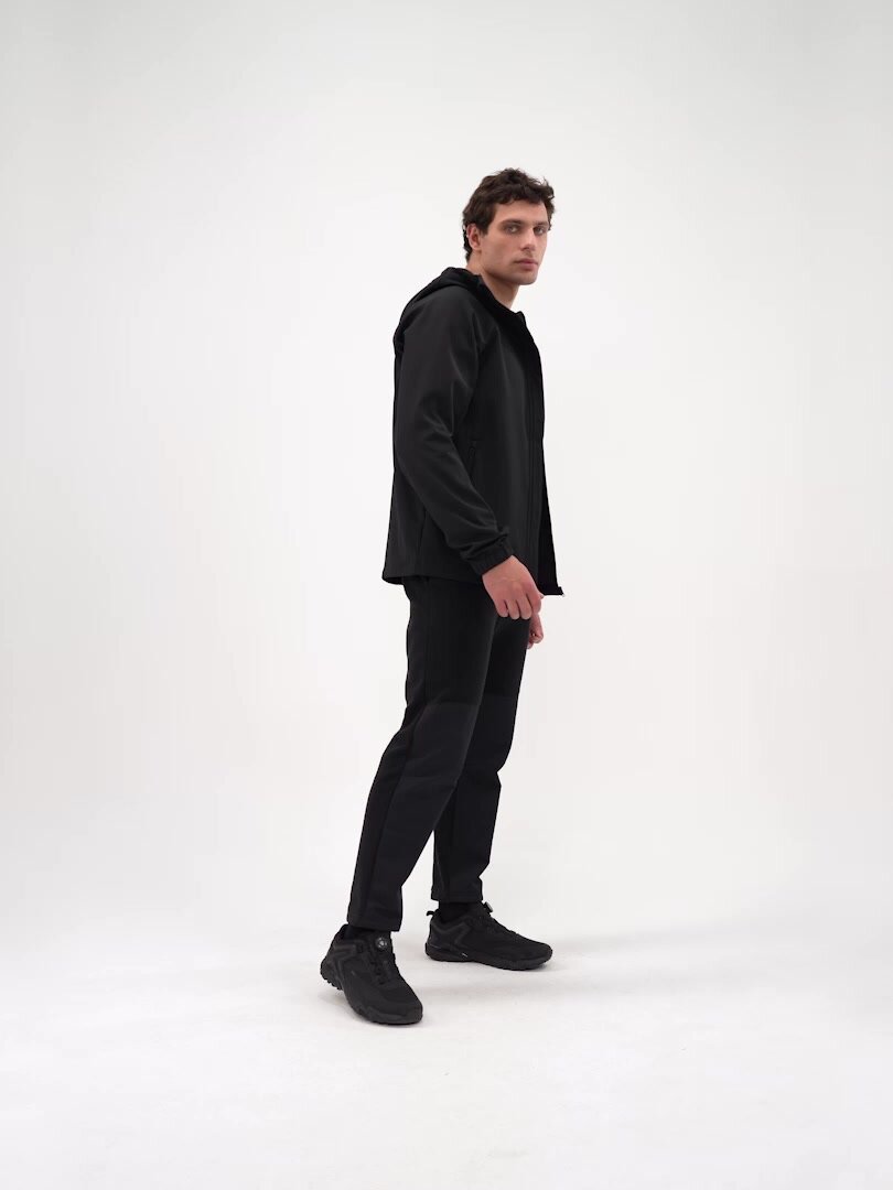 Куртка спортивная OUTVENTURE Hiking Men's Softshell Jacket, размер 48, черный — фото 1