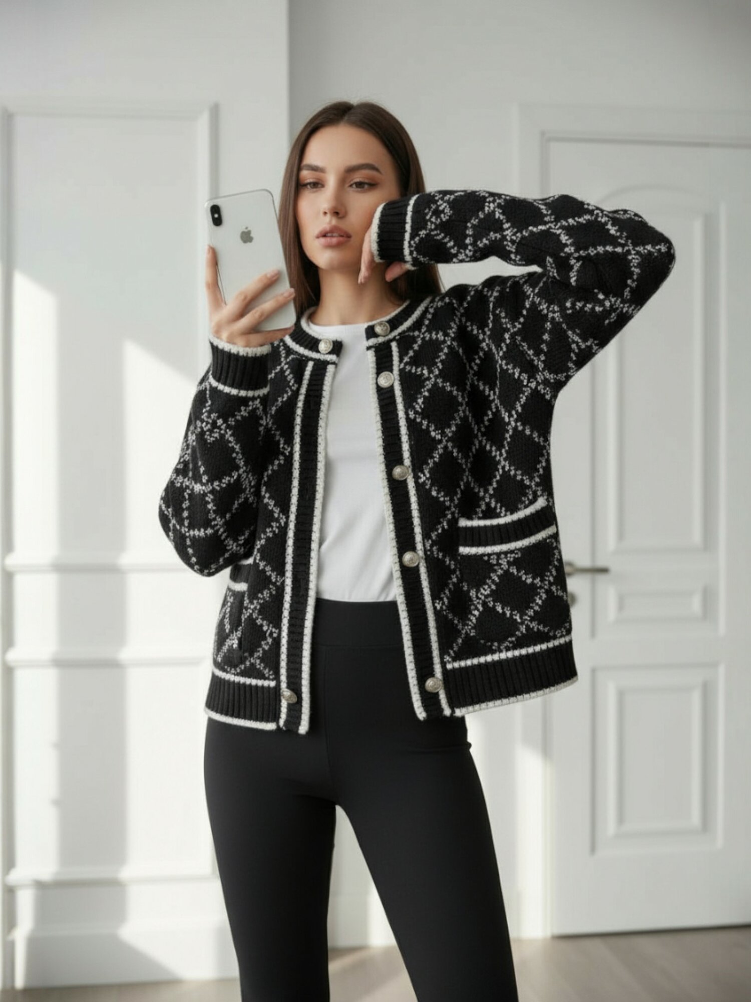 Кардиган  Вязаный кардиган на пуговицах с ромбовидным узором