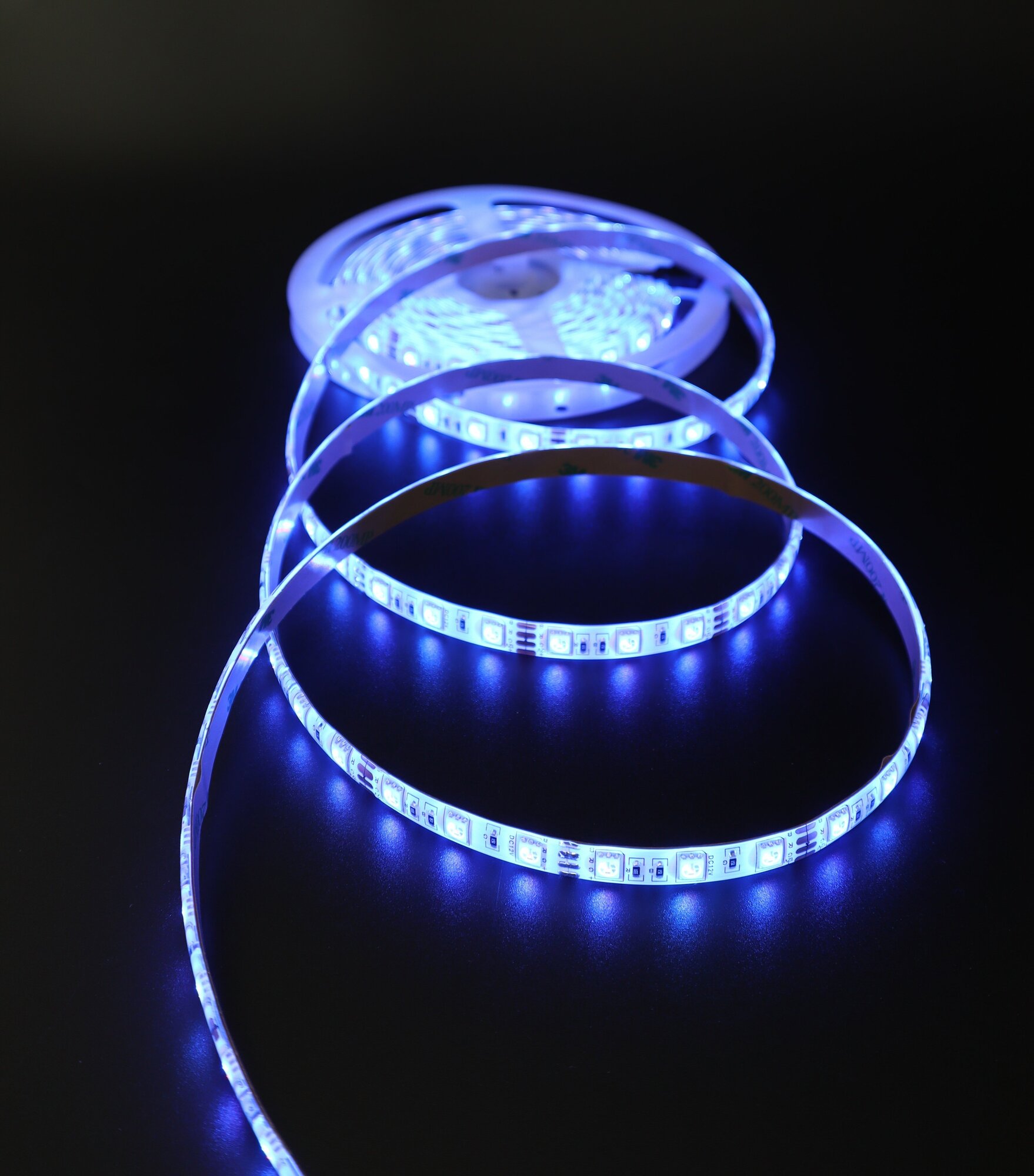 Лента светодиодная герметичная LED 14W, 5050-60 диодов на метр -IP65 12V, RGB, Мультицвет - фотография № 5