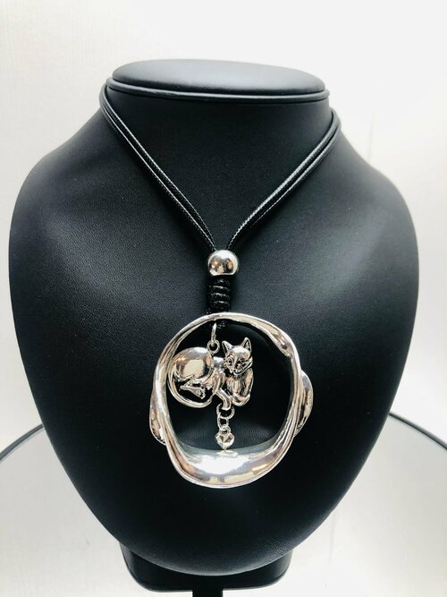 Колье Fashion jewelry Перо, металл, длина 75.2 см, черный, серебряный