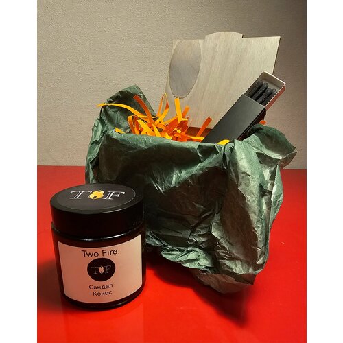 Ароматическая свеча в банке Two Fire Сандал и кокос