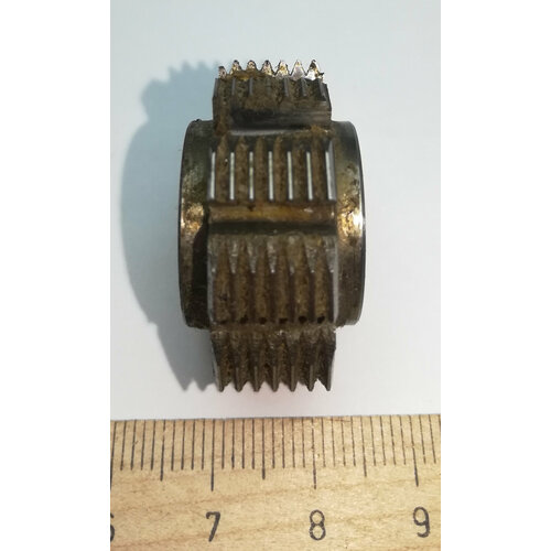 Фреза червячная зуборезная модульная М0,5 Кл-АА 20° 0°57' Р18