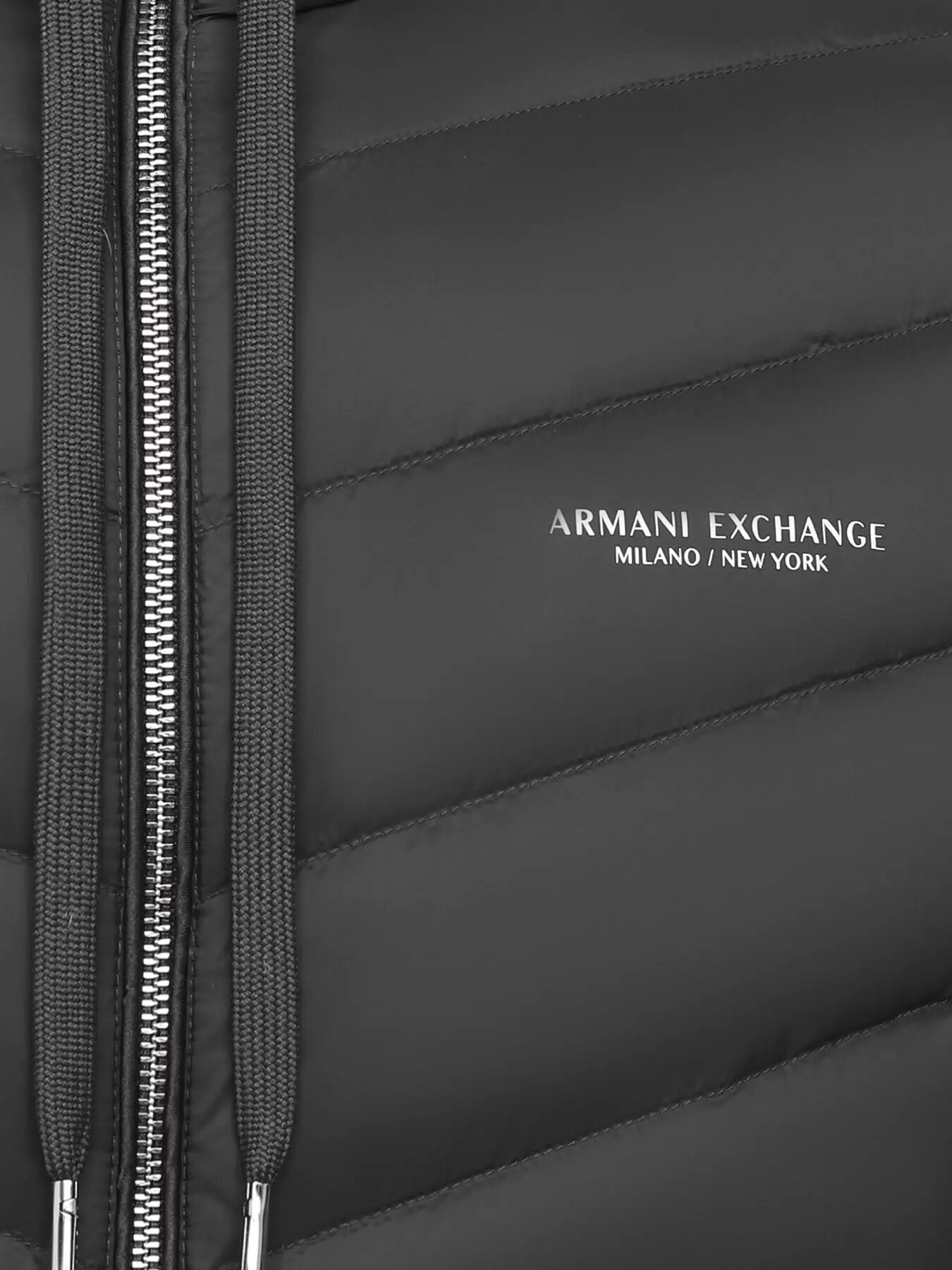 Пуховик Armani Exchange, размер S, хаки — фото 1