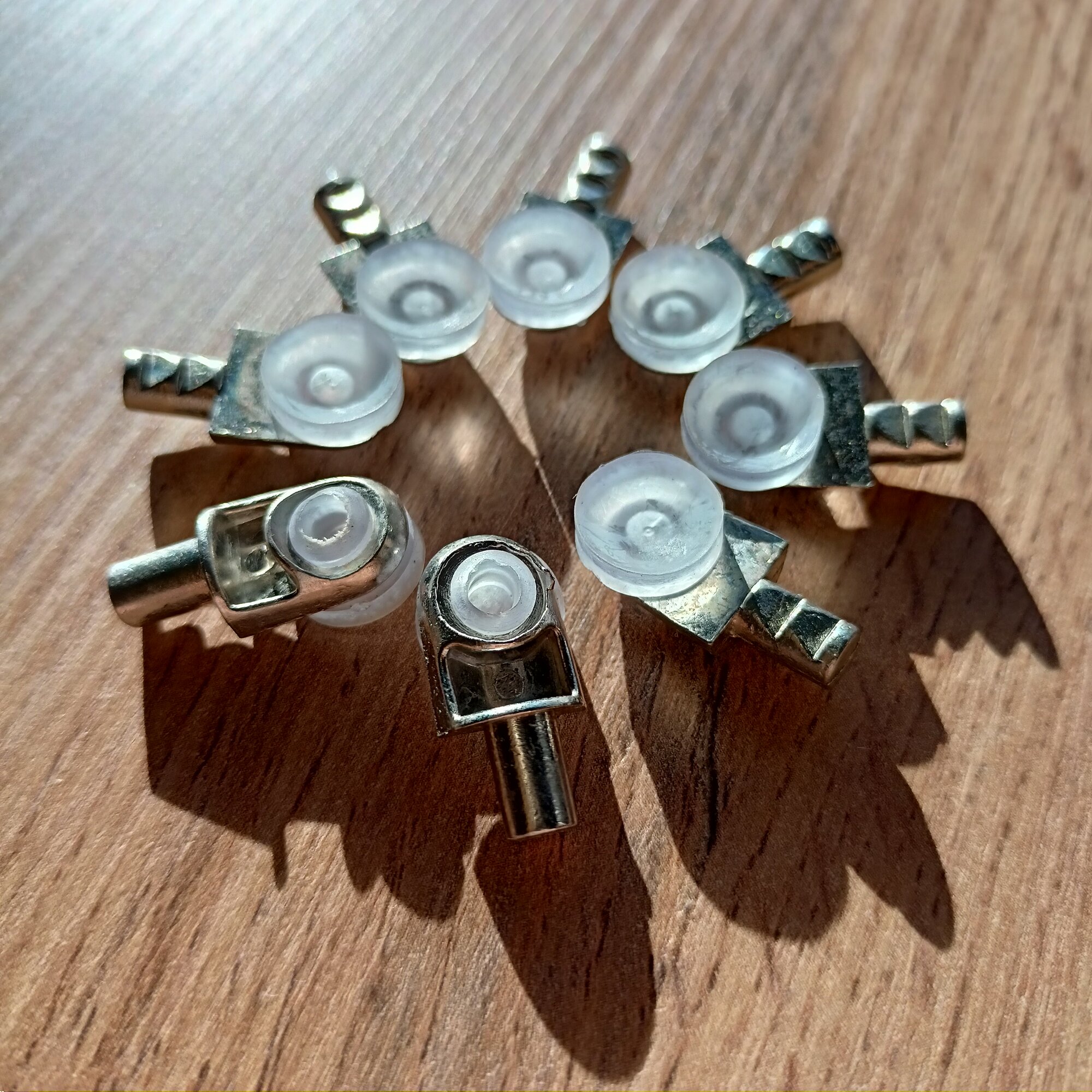 Полкодержатель для стекла с присоской - 24 шт. Эксклюзивно от ШкафыТут. РФ — фото 1