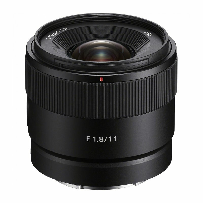 Объектив Sony 11mm f/1.8 Lens (SEL11F18), черный