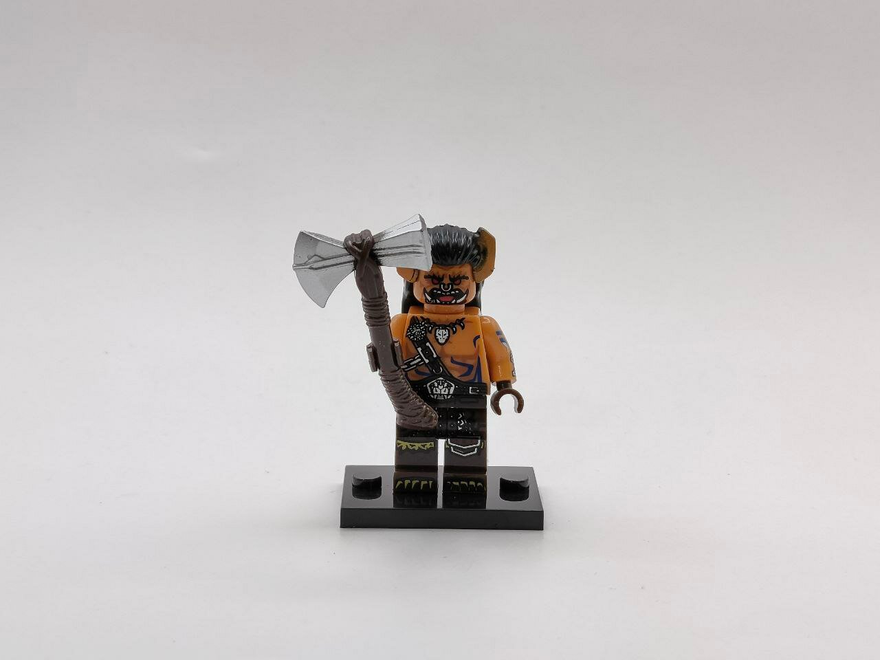 Минифигурка "Орк Орды", фигурка из вселенной WarCraft, совместима с конструкторами Lego