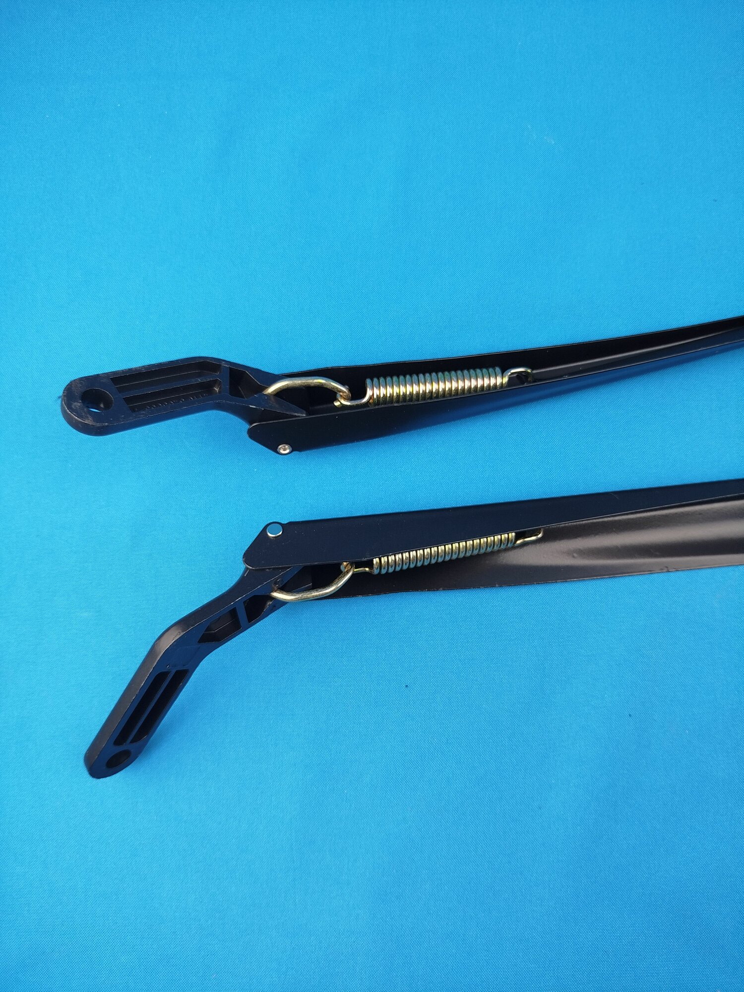 Поводки стеклоочистителя "прамо" для а/м ВАЗ 2110 со спойлером — фото 1