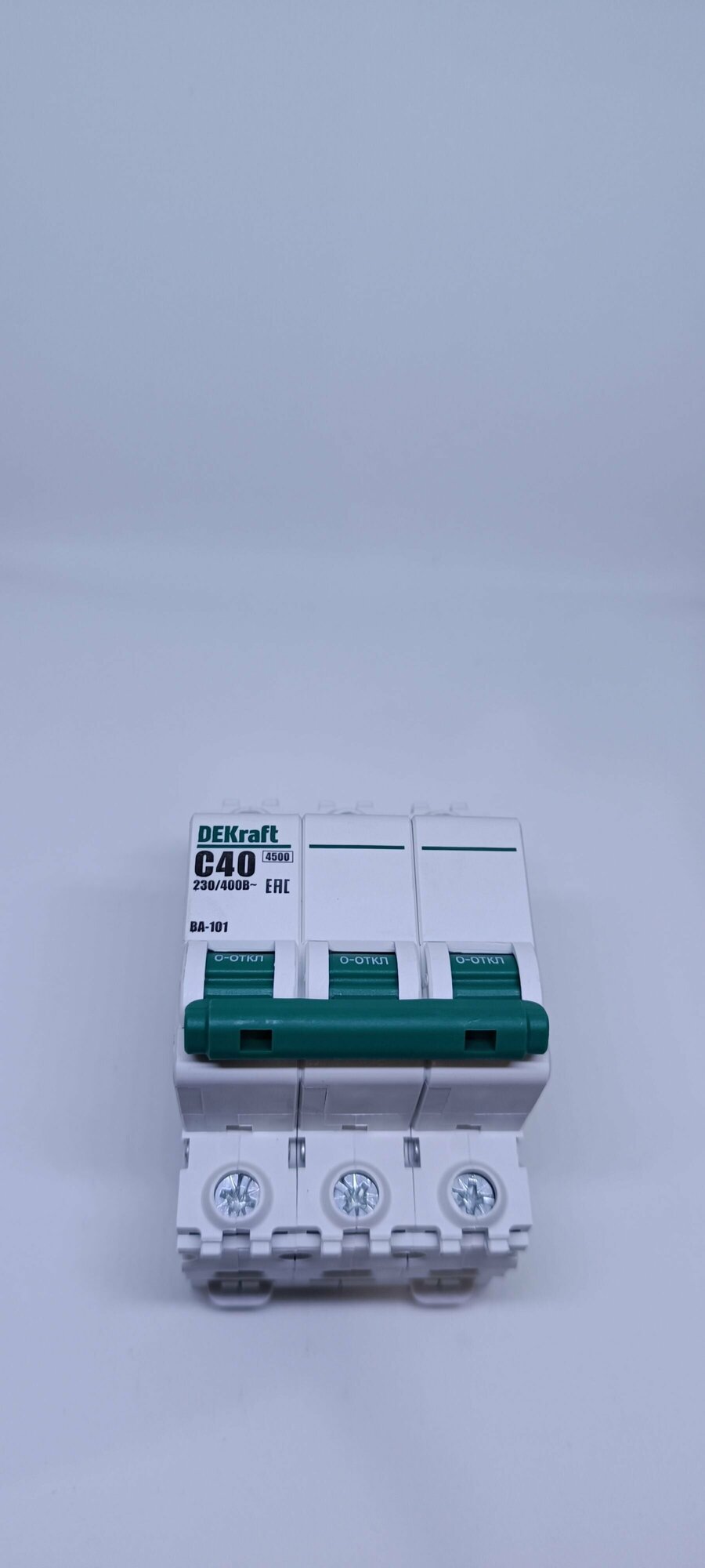 ВА-101 11076DEK Автоматический выключатель трехполюсный 3А (4.5 кА, C) DEKraft - фото №18