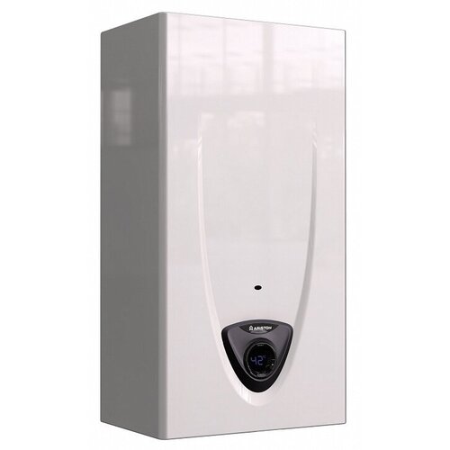 Газовая колонка Ariston FAST EVO 11 С 11лмин с информационным дисплеем 2559000₽