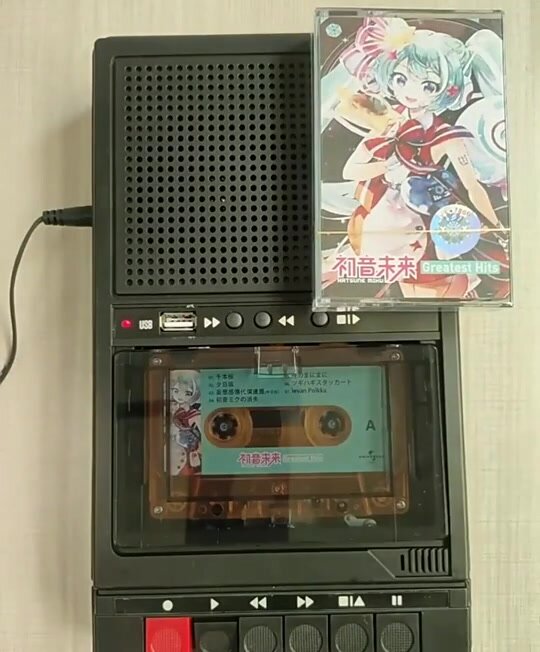 Бутафорские кассеты Hatsune Miku TAKARA TOMY — фото 1