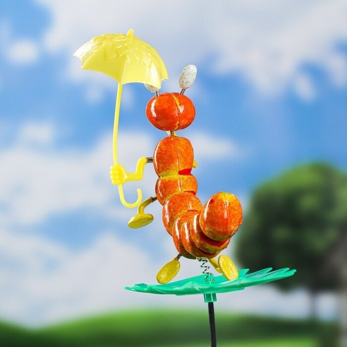 --- Садовый декор "Гусеница с зонтиком" - фотография № 2