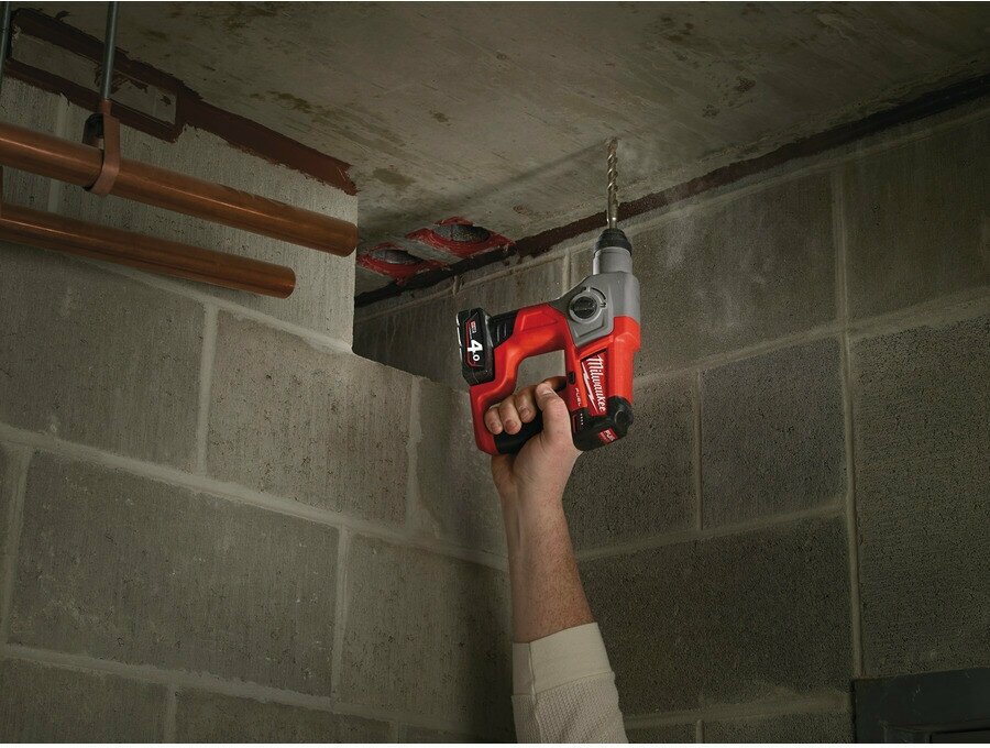 Milwaukee M12 CH-0 FUEL Аккумуляторный перфоратор без ЗУ и АКБ 4933441947 - фотография № 5