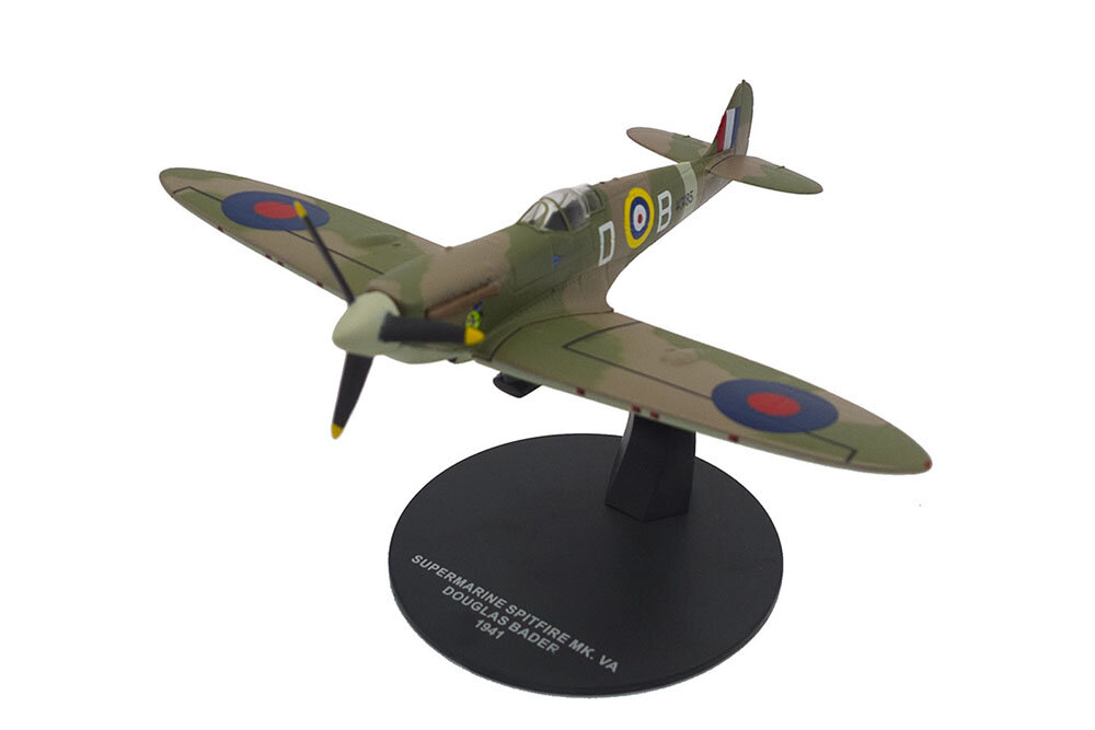 Supermarine spitfire mk.va douglas bader (22 victories) august 1941