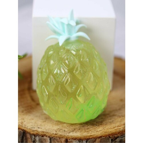 Игрушка антистресс мялка Pineapple green 219₽
