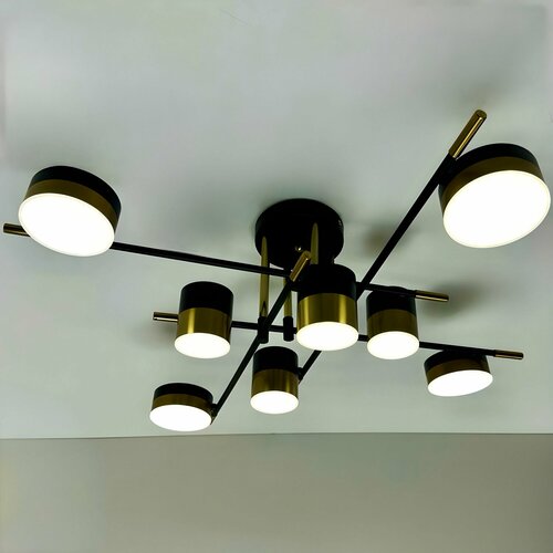 Люстра потолочная светодиодная LED потолочный светильник черный с золотом 3 режима мощность 52W до 14 кв м 6500₽