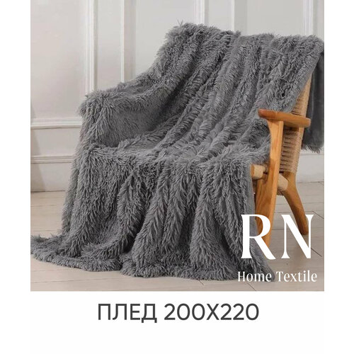 Пушистый, мягкий плед в классическом стиле 