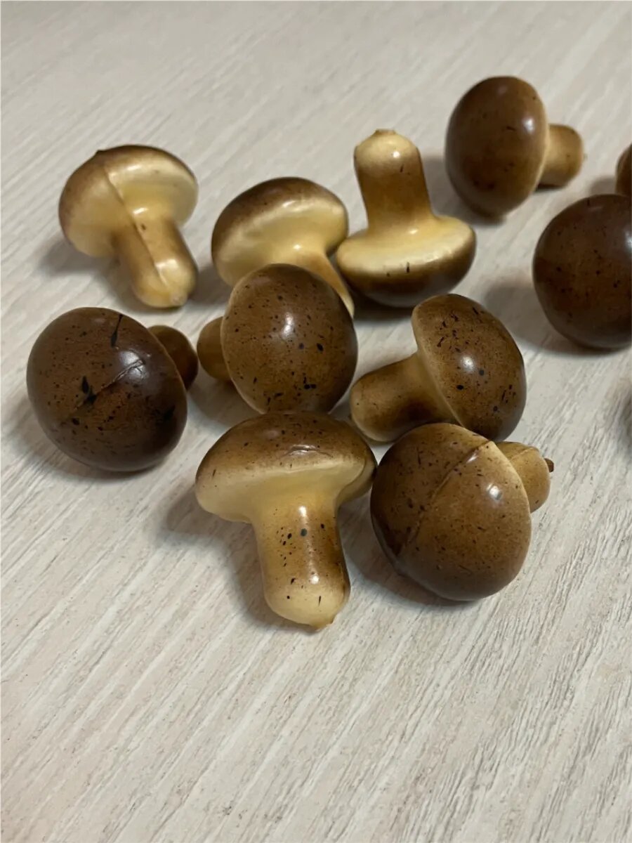 Грибы декоративные, для поделок, пенопласт, 3*2,5см, набор 10 шт — фото 1