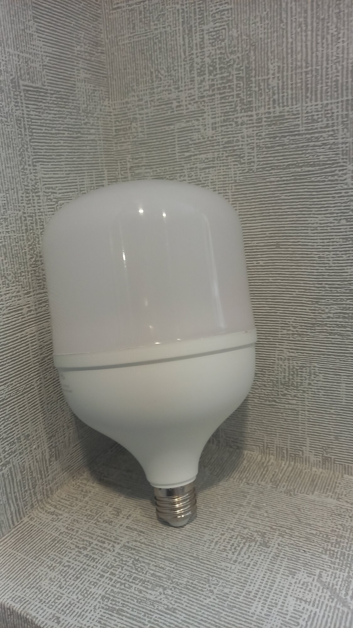 Светодиодная лампочка 40Вт E27 6400К 4000Лм 180В-240В Foton Lighting