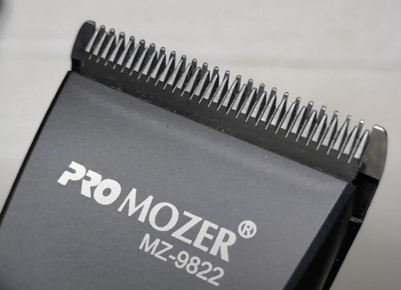 Машинка для стрижки волос ProMozer MZ-9821 - фотография № 7