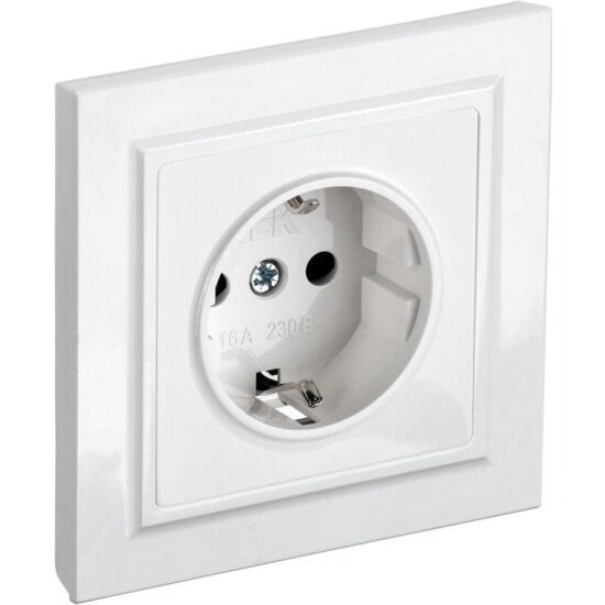 Розетка Iek BRITE РСР14 1 0 БрБ 16А в сборе с заземл  защ  шторки белый  BR R14 16 K01 F