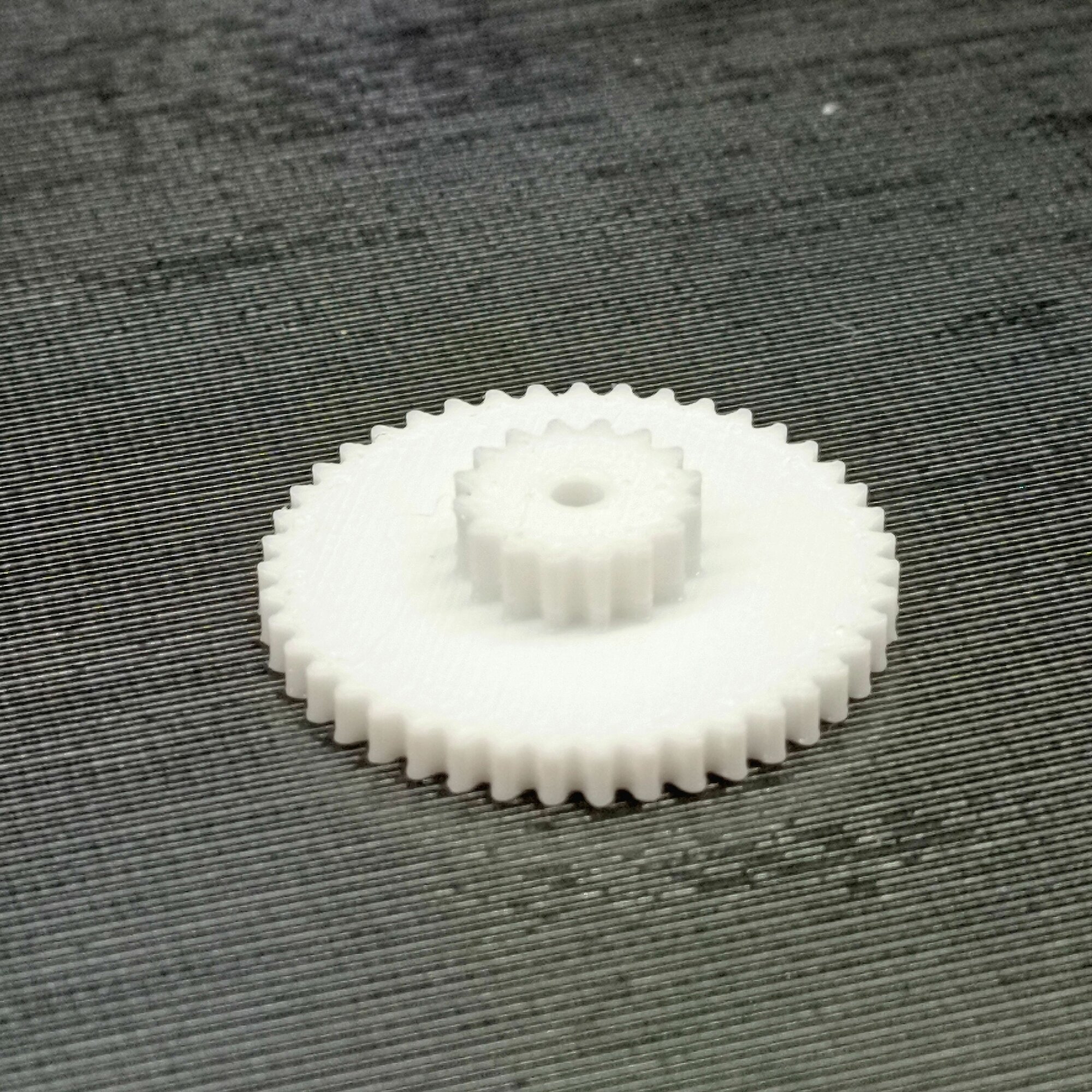 Шестерня одометра спидометра BMW, качественная, белого цвета — фото 1