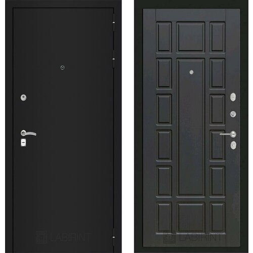 Входная дверь Labirint Classic Шагрень черная 12 Венге 960x2050, открывание правое